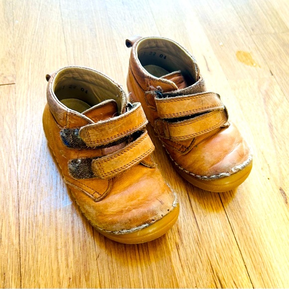 Froddo Other - Froddo Toddler Boys Girls Camel Brown Leather Shoes Size 22